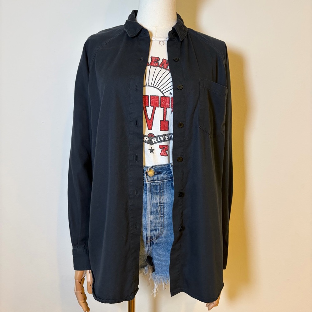 Universal Thread Oversized Raglan Button Down Shi… - image 2